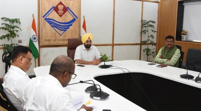 Uttarakhand:-बेसहारा गोवंश को मिलेगा सहारा-मुख्य सचिव ने निराश्रित गोवंश के रहने के लिए गौशालाओं की उचित व्यवस्था के दिए निर्देश