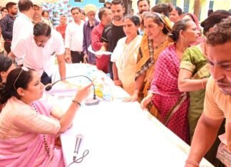 Kotdwar:-विधानसभा अध्यक्ष ऋतु खण्डूडी ने कोटद्वार विधानसभा के कालागढ़ में बहुउदद्देशीय शिविर का किया आयोजन,अधिकारियों को दिए जरूरी निर्देश