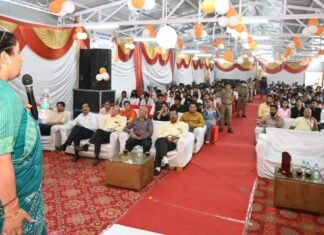 Uttarakhand:-श्री गुरु राम राय महाविद्यालय के छात्रसंघ समारोह में शामिल हुई विधानसभा अध्यक्ष ऋतु खण्डूडी कहा-बेटियां हर क्षेत्र में आगे है,यूपीएससी में भी बेटियों ने लहराया है परचम