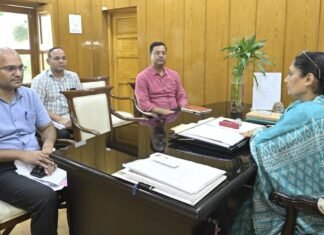 Kotdwar Disaster:-विधानसभा अध्यक्ष ने कोटद्वार में अतिवृष्टि से उत्पन्न स्थिति पर उच्च अधिकारियों के साथ बैठक की,हर स्थित पर बनाए रखी है नजर