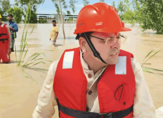 Uttarakhand Flood:-मुख्यमंत्री पुष्कर धामी ने किया लक्सर क्षेत्र के जलभराव वाले क्षेत्रों का स्थलीय निरीक्षण,आपदा कन्ट्रोल रूम में की आपदा राहत कार्यों की समीक्षा