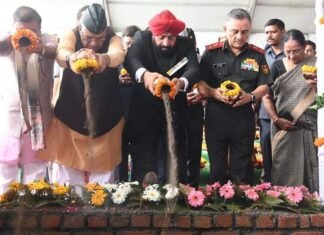 Uttarakhand:-राज्यपाल लेफ्टिनेंट जनरल गुरमीत सिंह,सीडीएस अनिल चौहान ने किया सैन्य धाम में ‘अमर जवान ज्योति’का शिलान्यास,1734 शहीदों के आंगन से लाई गई पवित्र मिट्टी,28 नदियों का पवित्र जल किया अर्पित
