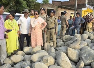 Kotdwar Disaster:-विधानसभा अध्यक्ष ने कोटद्वार में आपदा प्रभावित क्षेत्रो में आपदा प्रबंधन में किए जा रहे कार्यों का किया स्थलीय निरीक्षण