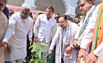Haridwar:-‘मेरी माटी मेरा देश’ कार्यक्रम के तहत भाजपा के राष्ट्रीय अध्यक्ष जे.पी नड्डा एवं सीएम धामी ने पौधरोपण कर पर्यावरण संरक्षण का दिया संदेश