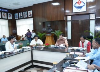 उत्तराखंड संस्कृत आकदमी की सामान्य समिति की बैठक में बोले सीएम धामी-देव भाषा संस्कृत के संरक्षण एवं संवर्धन के लिये विस्तृत कार्ययोजना करें तैयार