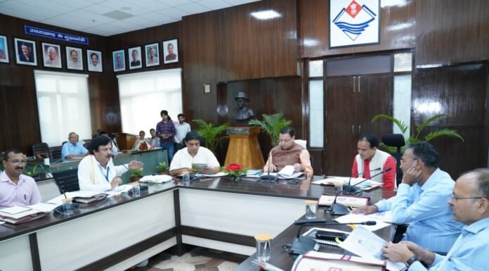 उत्तराखंड संस्कृत आकदमी की सामान्य समिति की बैठक में बोले सीएम धामी-देव भाषा संस्कृत के संरक्षण एवं संवर्धन के लिये विस्तृत कार्ययोजना करें तैयार