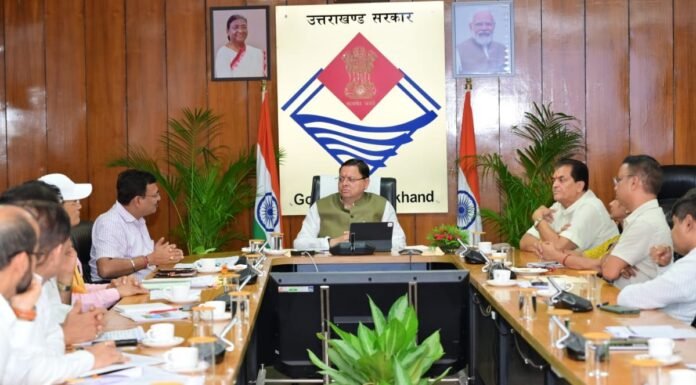 उत्तराखंड में अब 15 दिन के अंदर स्वीकृत होंगे आवासीय भवनों के नक्से,सीएम धामी ने आवास एवं शहरी विकास विभाग को सिंगल विंडो सिस्टम की व्यवस्था बनाने के दिए निर्देश