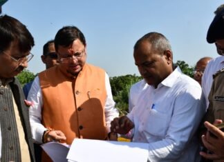 मुख्यमंत्री पुष्कर धामी ने भारी वर्षा के दौरान बाजपुर में लेबड़ा नदी से हुये नुकसान का किया स्थलीय निरीक्षण,अधिकारियों को दिए जरूरी निर्देश