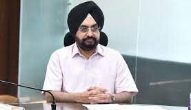 Uttarakhand:-मुख्य सचिव ने की नागरिक उड्डयन विभाग की समीक्षा,पर्वतीय क्षेत्रों में आपदा की परिस्थितियों से निपटने के लिए हेलीपैड तैयार करने के दिए निर्देश