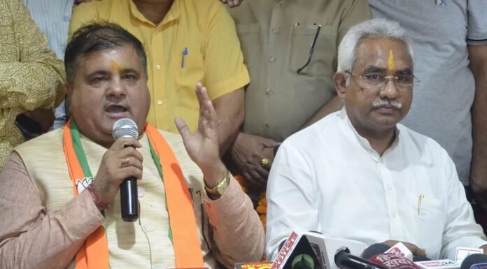 Uttarakhand:-भाजपा का कांग्रेस पर पलटवार कहा-सरकार प्रभावितों के साथ,कॉंग्रेस सरकार द्वारा 2014 मे लाये गए संशोधन विधेयक से बनी स्थिति विकट