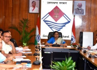 Uttarakhand:-गढ़वाल मण्डल में चिकित्सा,पेयजल,शिक्षा,सड़कों व अन्य मूलभूत जन सुविधाएं होगी बेहतर,अपर मुख्य सचिव ने जिलाधिकारियों को दिए महत्वपूर्ण निर्देश