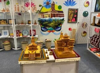 G 20 Summit:-प्रगति मैदान में ‘जी 20 क्राफ्ट बाजार’ में छाए उत्तराखंड के उत्पाद,भगवान केदारनाथ काष्ठ प्रतिकृति और ऐपण विदेशी मेहमानों को आ रहे हैं पसंद