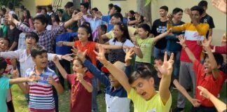 Noida:-लाफ्टर क्लब ने 2 से 8 अक्टूबर तक मनाया दान उत्सव सप्ताह,जरूरतमंद लोगों तक पहुंचाई मदद