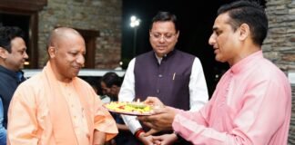 Yogi Adityanath in Uttarakhand:-तीन दिवसीय दौर पर उत्तराखंड पहुंचे सीएम योगी,मध्य क्षेत्रीय परिषद की बैठक में होंगे शामिल,भगवान बद्री और केदार के करेंगे दर्शन