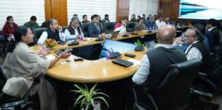 Dehradun:-आपदा प्रबंधन पर 6वीं अंतरराष्ट्रीय कांग्रेस को लेकर अपर मुख्य सचिव ने ली बैठक