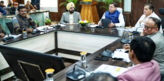 Uttarakhand:-राजस्व प्राप्ति एवं आय के संसाधनों में वृद्धि के संबंध में सीएम धामी ने वित्त मंत्री सहित उच्चाधिकारियों के साथ की बैठक,फरवरी तक राजस्व प्राप्त के लक्ष्य पूर्ण करने के दिए निर्देश