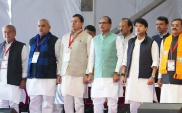 MP&CG CM Oath Ceremony:-मध्य प्रदेश में मोहन यादव-छत्तीसगढ़ में विष्णुदेव साय ने संभाली कमान,शपथ ग्रहण समारोह में मौजूद रहे सीएम धामी,नवनिर्वाचित मुख्यमंत्रियों को दी बधाई