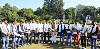 उत्तरकाशी के सिलक्यारा रेस्क्यू ऑपरेश में अहम भूमिका निभाने वाले 12 रैट माइनर्स को सीएम धामी ने किया सम्मानित