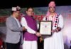 Dehradun:-जौनसार बावर पौराणिक सांस्कृतिक लोक कला मंच एवं सामाजिक संस्था द्वारा आयोजित कार्यक्रम में शामिल हुए सीएम धामी,लोक गायकों को किया सम्मानित