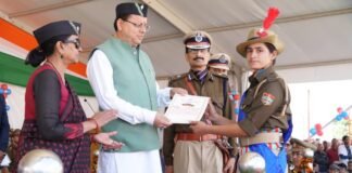 Dehradun:-उत्तराखंड होमगार्ड एवं नागरिक सुरक्षा स्थापना दिवस के अवसर पर सीएम धामी ने रैतिक परेड का मान प्रणाम किया ग्रहण,होमगार्ड के जवानों के लिए की कई बड़ी घोषणाएं