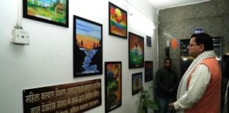 Uttarakhand:-सचिवालय में लगी वॉल पेंटिंग का सीएम धामी ने किया अवलोकन,बच्चों के प्रयासों को सराहा