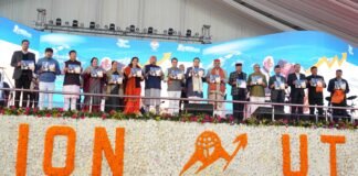 Uttarakhand:-मुख्यमंत्री पुष्कर धामी ने किया विकास पुस्तिका ‘सशक्त नेतृत्व समृद्ध उत्तराखंड’ का विमोचन कहा-डेस्टिनेशन उत्तराखंड के रूप में निवेश का हब बनने जा रहा है राज्य