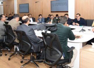 Uttarakhand:-मुख्य सचिव ने सार्वजनिक उपक्रमों,निगमों,स्वायत्तशासी संस्थाओं के संबंध में ली बैठक,सार्वजनिक उद्यम एवं निगमों को 3 श्रेणियों में बांटने का निर्देश