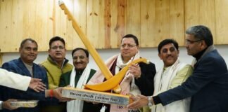 Uttarakhand:-हरिद्वार के किसानों के प्रतिनिधिमण्डलों ने सीएम धामी से की भेंट,राज्य में गन्ना मूल्य में 20 रुपये प्रति क्विंटल वृद्धि करने पर व्यक्त किया आभार