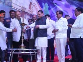 Mumbai Kauthig 2024:-देवभूमि स्पोर्ट्स फाउंडेशन के तत्वावधान में आयोजित मुंबई कौथिग सीजन-15 का सीएम धामी ने किया शुभारंभ कहा-हमारी युवा पीढ़ी अपनी सांस्कृतिक विरासत के विस्तार के लिए आगे आए