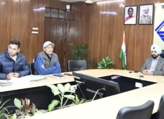 Dehradun:-मुख्य सचिव ने की प्रदेश में बनने वाली सभी टनल,ऑटोमेटेड और सरफेस पार्किंग की प्रगति की समीक्षा