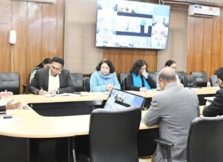 Uttarakhand:-नवनियुक्त मुख्य सचिव ने अपनी पहली बैठक में की राज्य में गर्भवती महिलाओं की चुनौतियों एवं समस्याओं की समीक्षा,मृत्यु मेटरनल डेथ ऑडिट व्यवस्था का सख्ती से पालन करने के दिए निर्देश