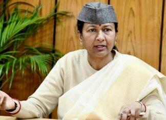 Uttarakhand:-मुख्य सचिव ने राज्य में निर्माणाधीन मेडिकल कॉलेजों एवं अस्पतालों के साथ ही उनमें डॉक्टर्स,नर्सिंग ऑफिसर्स,पैरामेडिकल एण्ड एन्सिलरी स्टाफ के पद सृजन आदि की प्रक्रिया भी साथ-साथ संचालित करने की दी हिदायत