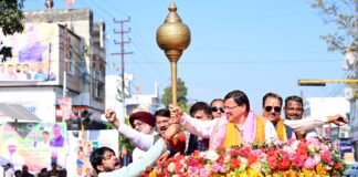 Udham Singh Nagar:-मुख्यमंत्री बाजपुर में आयोजित रोड शो में हुए शामिल,16.34 करोड़ की विभिन्न योजनाओं का किया लोकार्पण एवं शिलान्यास