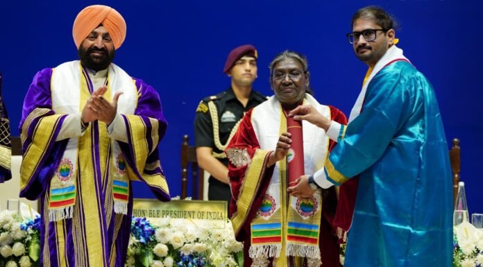 Rishikesh:-एम्स के चतुर्थ दीक्षांत समारोह में पहुंची राष्ट्रपति द्रौपदी मुर्मु,मेडिकल के विद्यार्थियों को प्रदान की उपाधि प्रदान