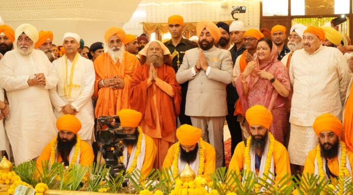 Shri Hemkund Sahib Yatra:-ऋषिकेश से श्री हेमकुंड साहिब यात्रा का शुभारम्भ,राज्यपाल गुरमीत सिंह,माता मंगला जी-भोले जी महाराज एवं संतों ने पंज प्यारों की अगुवाई में प्रथम जत्थे को किया रवाना