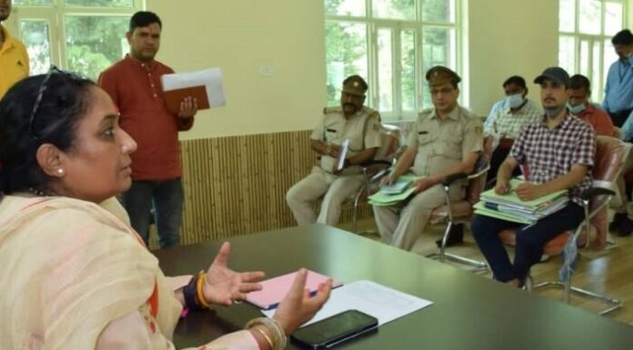 Kotdwar:-विधानसभा अध्यक्ष ने कोटद्वार में पार्किंग और कांडई ग्वालाणी मोटर मार्ग के डामरीकरण ना होने से नगर वासीयों की समस्या का लिया संज्ञान