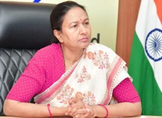 UTTARAKHAND:-जलस्रोतों,धाराओं व नदियों के पुनर्जीवीकरण के संबंध में एक्शन प्लान प्राप्त ना होने पर मुख्य सचिव ने जताई नाराजगी,जिलाधिकारियों को एक सप्ताह की डेडलाइन