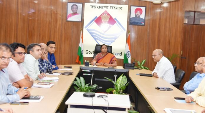 Uttarakhand:-मुख्य सचिव ने सड़क एवं आवासों की सुरक्षा के मामले को गम्भीरता से लेते हुए,आरवीएनएल को अस्थायी व्यवस्था के रूप में चंद्रभागा नदी के चैनलाइजेशन की सहमति देते हुए,त्वरित कार्यवाही के दिए निर्देश