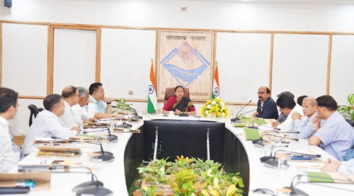 Chardham Yatra 2024:-मंदिर से 200 मीटर तक मोबाइल प्रतिबंधित,फेक न्यूज या विडियो बनाने वालों के खिलाफ कठोर वैधानिक कार्यवाही के निर्देश