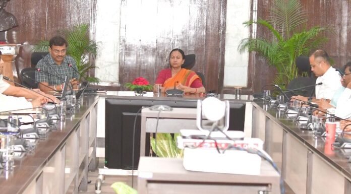 Uttarakhand:-मुख्य सचिव राज्य के सभी विभागों को ऑनरशिप की कार्यशैली से कार्य करने की दी सख्त हिदायत