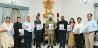 Uttarakhand:-राज्यपाल ने राजभवन में निर्वाचन विभाग,उत्तराखण्ड की पुस्तक ‘उत्तराखण्ड लोकसभा चुनाव-2024’ का किया विमोचन