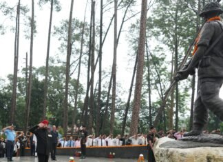 Kargil Vijay Diwas:-राज्यपाल गुरमीत सिंह ने शौर्य स्थल स्थित शहीद स्मारक पर पुष्पचक्र अर्पित कर वीर शहीदों को दी श्रद्धांजलि