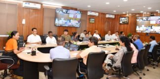 Uttarakhand:-राज्य में बदलेगी मलिन बस्तियों की तस्वीर-मुख्य सचिव का जिलाधिकारियों को निर्देश-मलिन बस्तियों के चिन्हीकरण की रिपोर्ट 15 दिनों में शासन को भेजें