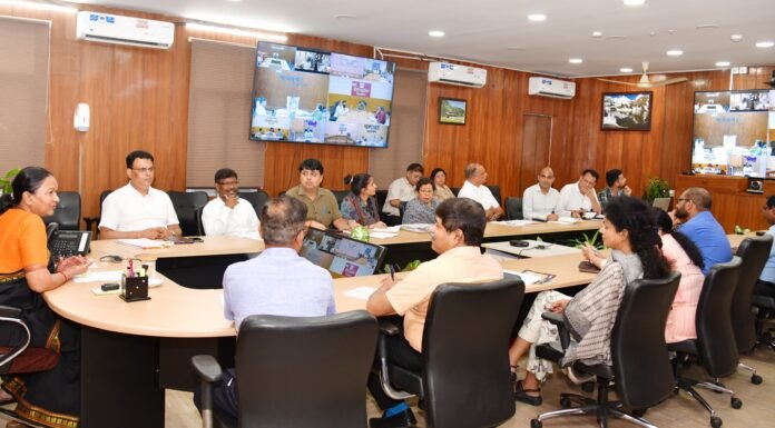 Uttarakhand:-राज्य में बदलेगी मलिन बस्तियों की तस्वीर-मुख्य सचिव का जिलाधिकारियों को निर्देश-मलिन बस्तियों के चिन्हीकरण की रिपोर्ट 15 दिनों में शासन को भेजें