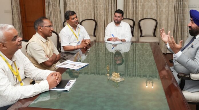 Uttarakhand:-बीएसएनएल के नवनियुक्त मुख्य महाप्रबंधक आलोक जयमल ने राज्यपाल से की शिष्टाचार भेंट