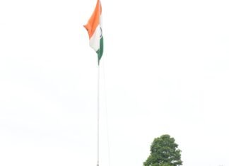 Independence Day 2024:-राज्यपाल लेफ्टिनेंट जनरल गुरमीत सिंह (से नि) ने स्वतंत्रता दिवस के अवसर पर राजभवन में किया ध्वजारोहण