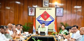 Uttarakhand:-मुख्यमंत्री पुष्कर धामी ने पहली बार सचिव समिति को किया संबोधित कहा-योजनाओं में नवाचार पर ध्यान दें अधिकारी