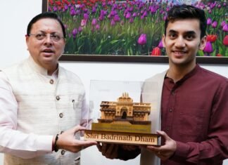 Dehradun:-बैडमिंटन खिलाड़ी लक्ष्य सेन ने की सीएम धामी से भेंट,पेरिस ओलंपिक में शानदार प्रदर्शन के लिए मुख्यमंत्री ने दी बधाई