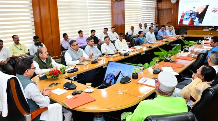 Uttarakhand:-राज्य में अब प्लास्टिक के बदले मिलेगा पैसा,सीएम धामी ने प्रदूषण नियंत्रण बोर्ड द्वारा संचालित प्लास्टिक वेस्ट मैनेजमेंट के डिजिटल डिपॉजिट रिफंड सिस्टम का किया शुभारंभ