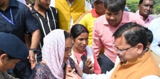 Tehri:-आपदा प्रभावित क्षेत्र में चल रहे राहत एवं बचाव कार्यों का सीएम धामी ने किया स्थलीय निरीक्षण,पीड़ितों को हर संभव मदद का दिलाया भरोसा